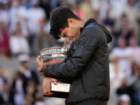 Carlos Alcaraz vyhral Roland Garros 2024.