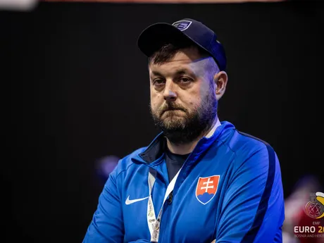 Tréner Slovenska Peter Barnišin na ME v malom futbale 2024.