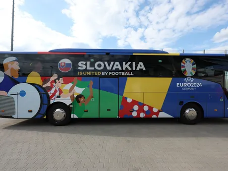 Autobus slovenského tímu na EURO 2024 v Nemecku.