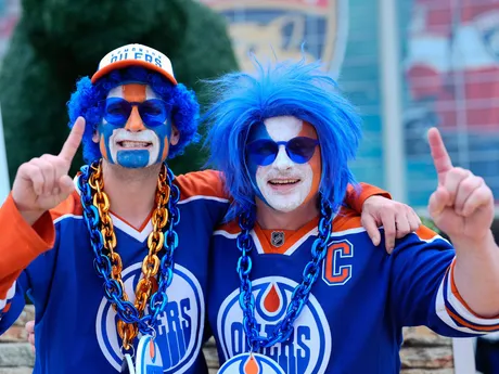 Fanúšikovia Edmontonu. 