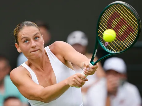 Marta Kosťjuková počas 1. kola Wimbledonu 2024. 