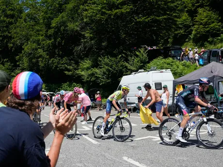 Bob Jungels počas 15. etapy na Tour de France 2024. 