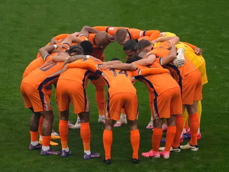 Holandskí reprezentanti pred zápasom Holandsko - Anglicko v semifinále EURO 2024.
