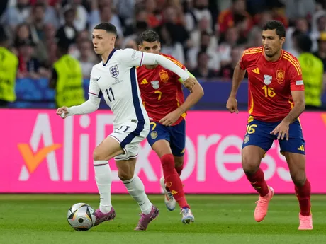 Phil Foden v zápase Španielsko - Anglicko vo finále EURO 2024 (ME vo futbale).