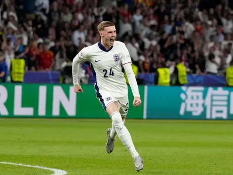Cole Palmer sa raduje z gólu v zápase Španielsko - Anglicko vo finále EURO 2024 (ME vo futbale).