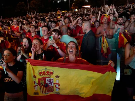 Oslavy fanúšikov Španielska v Madride po triumfe vo finále EURO 2024