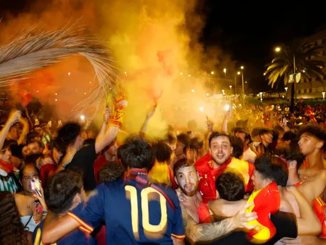 Oslavy fanúšikov Španielska v meste Mataro po triumfe vo finále EURO 2024