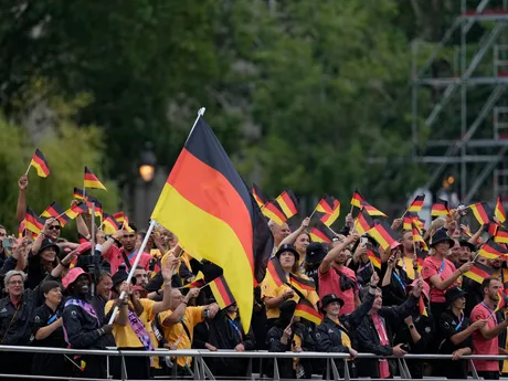 Nemecký tím počas otváracieho ceremoniálu na OH v Paríži 2024. 