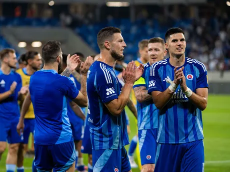 Futbalisti ŠK Slovan Bratislava sa tešia po víťazstve nad APOEL Nikózia v 1. zápase 3. predkola Ligy majstrov.