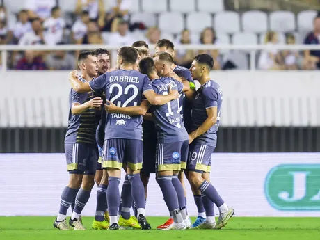 Hráči MFK Ružomberok sa tešia po strelení úvodného gólu v odvetnom zápase 3. predkola Európskej konferenčnej ligy (EKL).