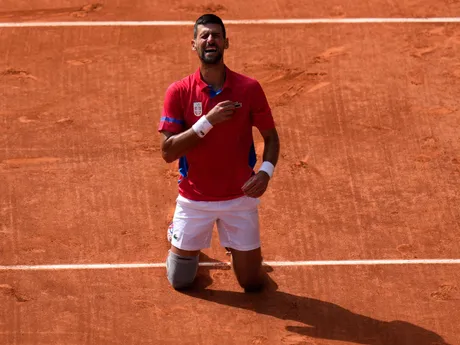 Novak Djokovič po triumfe v tenisovom turnaji na OH 2024 v Paríži. 