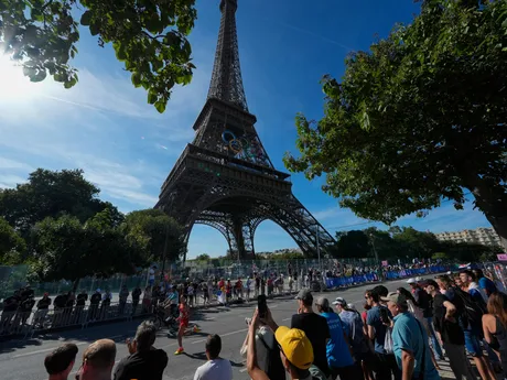 Atléti počas maratónu mužov na OH v Paríži 2024.