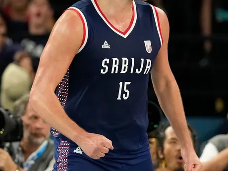 Nikola Jokič zápasu USA - Srbsko v semifinále basketbalového turnaja na OH 2024 v Paríži.