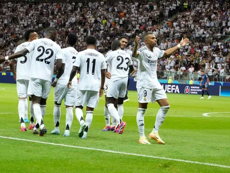 Kylian Mbappé oslavuje gól v zápase Superpohára UEFA Real Madrid - Atalanta Bergamo.