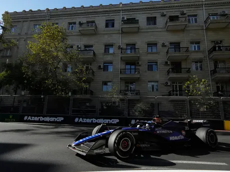 Alexander Albon na Williamse počas Veľkej ceny Azerbajdžanu.