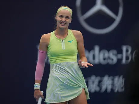 Rebecca Šramková v zápase 3. kola turnaja WTA Peking