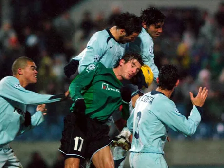 Balázs Borbély, Ján Kozák ml., Ricardo Costa, Pedro Manuel a Pepe v zápase Artmedia Bratislava - FC Porto v skupine H Ligy majstrov 2005/2006.