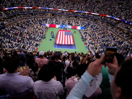 Momentka pred finále ženskej dvojhry na US Open 2024.