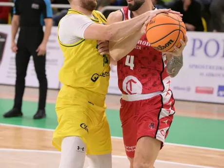 Zľava David Abrhám (Levice) a Santiago Yusta (Zaragoza)