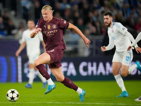 Erling Haaland počas zápasu ŠK Slovan Bratislava - Manchester City v 2. kole ligovej fázy Ligy majstrov.