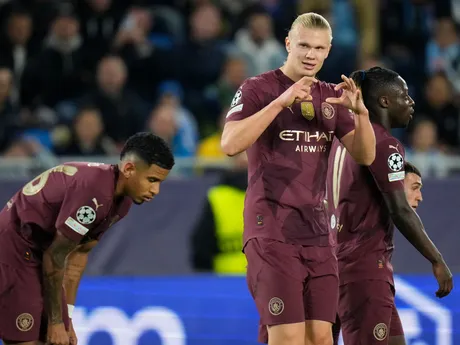 Erling Haaland sa raduje z gólu počas zápasu Slovan Bratislava - Manchester City v 2. kole ligovej fázy Ligy majstrov.