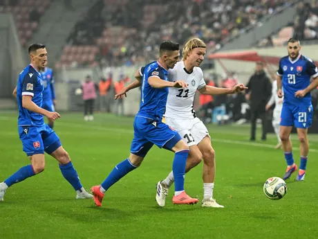 Róbert Boženík, Ľubomír Tupta, Kevor Palumets a Matúš Bero počas zápasu C-divízie Ligy národov (LN) Slovensko - Estónsko.