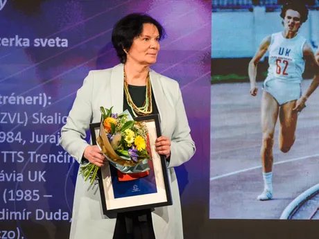 Na snímke Gabriela Sedláková uvedená do Siene slávy slovenskej atletiky 2024 počas vyhlásenia ankety Atlét roka 2024 v Bratislave.