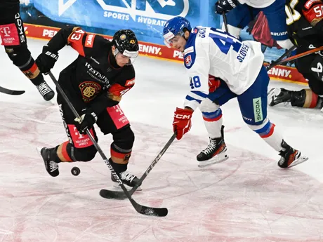 vľavo Luca Sennhenn (Nemecko) a vpravo Viliam Čacho (Slovensko)