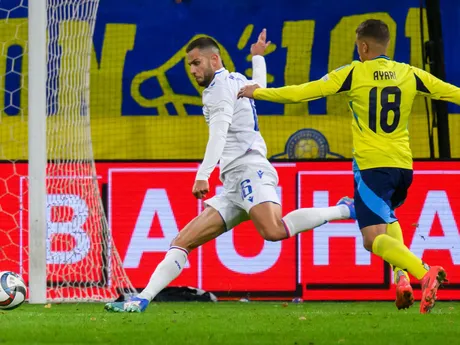 Dávid Hancko strieľa prvý gól Slovenska v zápase 5. kola C-divízie Ligy národov Švédsko - Slovensko.