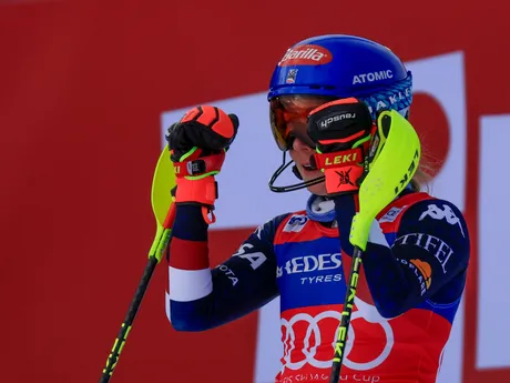 Mikaela Shiffrinová v cieli 2. kola slalomu v rakúskom stredisku Gurgl 2024.