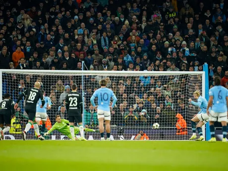 Erling Haaland počas zápasu Ligy majstrov Manchester City - Feyenoord Rotterdam. 