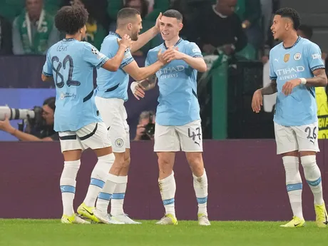 Phil Foden oslavuje gól v zápase Ligy majstrov Sporting Lisabon - Real Madrid.