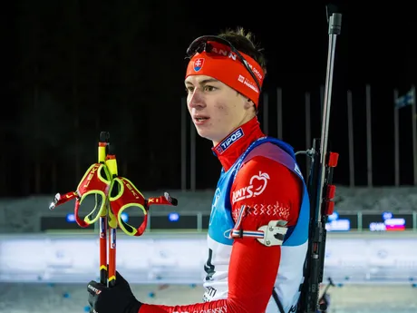 Jakub Borguľa počas šprintu mužov na 10 km v rámci 1. kola Svetového pohára vo fínskom Kontiolahti v piatok 6. decembra 2024. 