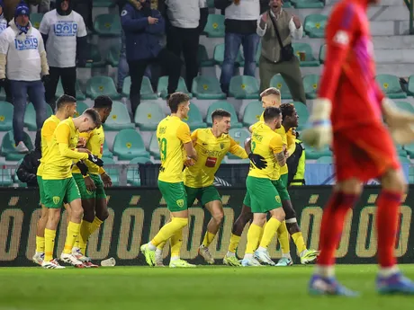 Radosť z gólu hráčov MŠK Žilina v zápase 17. kola futbalovej Niké ligy medzi MŠK Žilina - ŠK Slovan Bratislava.