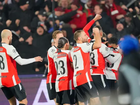 Gólová radosť hráčov Feyenoordu v zápase 6. kola ligovej fázy Ligy majstrov Feyenoord Rotterdam - AC Sparta Praha.