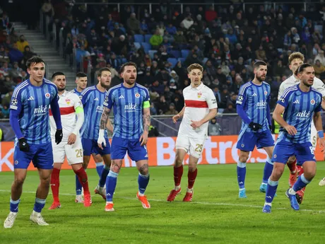 Momentka zo zápasu ŠK Slovan Bratislava - VfB Stuttgart v 7. kole ligovej fázy Ligy majstrov.