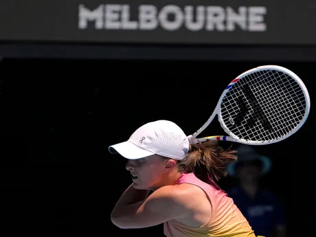 Iga Swiateková počas 2. kola Australian Open 2025 proti Rebecce Šramkovej. 