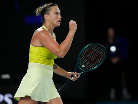 Aryna Sabalenková v semifinálovom zápase proti Paule Badosovej na Australian Open 2025.