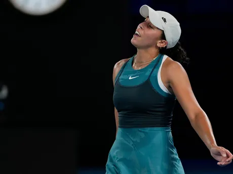 Madison Keysová v semifinálovom zápase proti Ige Swiatekovej na Australian Open 2025.