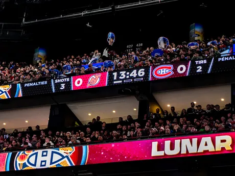 Fanúšikovia počas zápasu Montreal Canadiens - New Jersey Devils. 