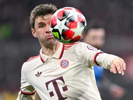 Na snímke je nemecký futbalista Bayernu Mníchov Thomas Müller.