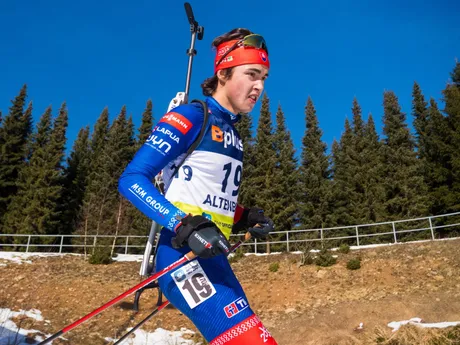 Artur Ischakov získal bronz vo vytrvalostných pretekoch na 15 km na ME juniorov