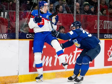 Juraj Pekarčík vo štvrťfinále MS v hokeji hráčov do 20 rokov 2025: Slovensko - Fínsko.