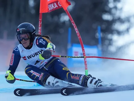 Sara Hectorová počas obrovského slalomu žien v Kranjskej Gore. 