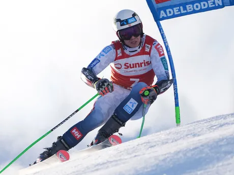 Nór Alexander Steen Olsen v 1. kole obrovského slalomu vo švajčiarskom stredisku Adelboden.