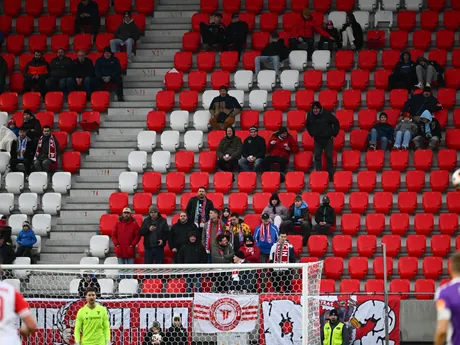 Na snímke fanúšikovia AS Trenčín počas 19., prvého jarného kola futbalovej Niké ligy AS Trenčín - KFC Komárno.