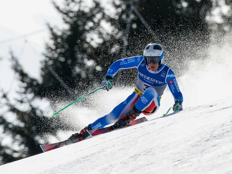 Francúz Florian Loriot počas pretekov super-G na MS v zjazdovom lyžovaní v Saalbachu 2025.