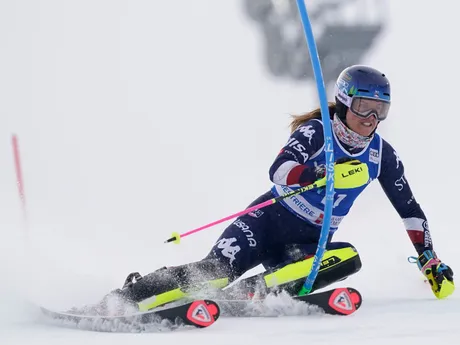 Američanka Paula Moltzanová počas prvého kola slalomu Svetového pohára v talianskom stredisku Sestriere.