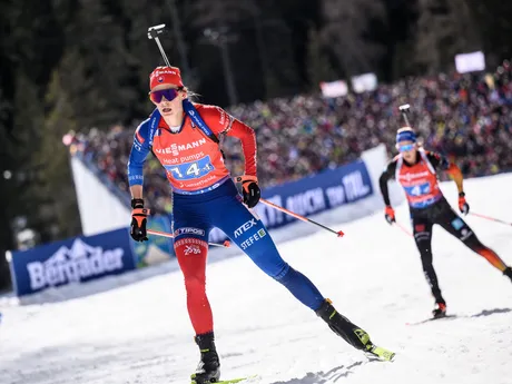 Slovenská biatlonistka Mária Remeňová počas štafety žien na MS v Lenzerheide 2025.