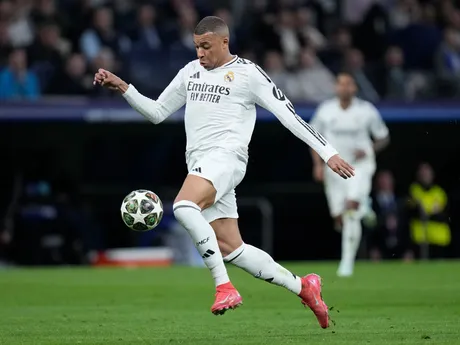 Kylian Mbappé v odvetnom zápase Real Madrid - Manchester City v play-off o postup do osemfinále Ligy majstrov.